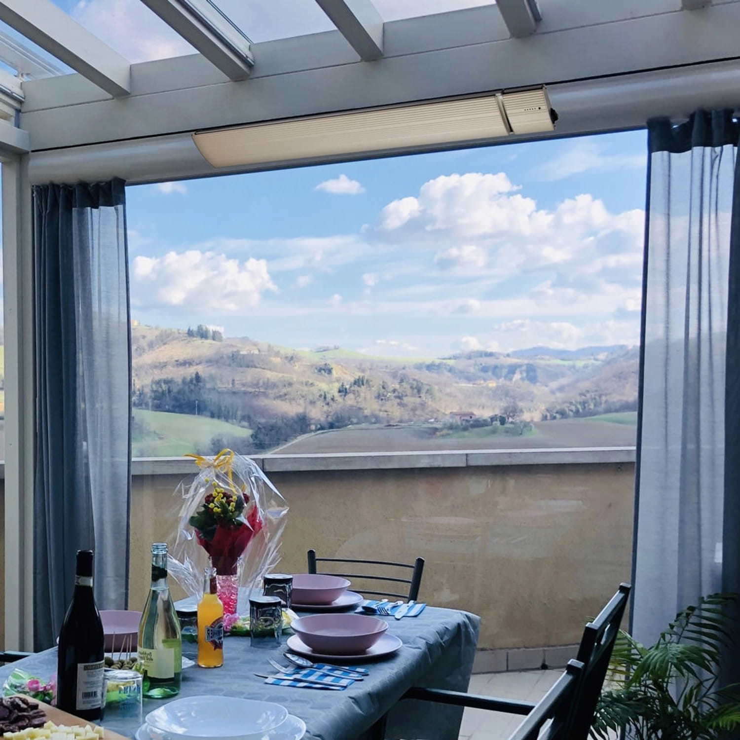 Sined Heat White 3200 Radiateur Infrarouge Extérieur en Aluminium 3200w Blanc Sans Émission de Lumière Élément Chauffant en Aluminium Extrudé Revêtement Céramique Télécommande Ip65