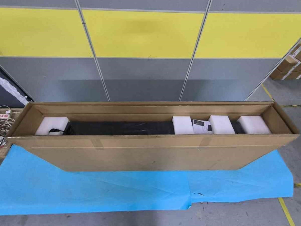 Sined Amiata Chimenea Chimenea electrica empotrable e independiente 180 cm con 1500 W de potencia Chimenea de interior negra Efecto llama 6 intensidades Mando a distancia Estructura de panel laminado en frío