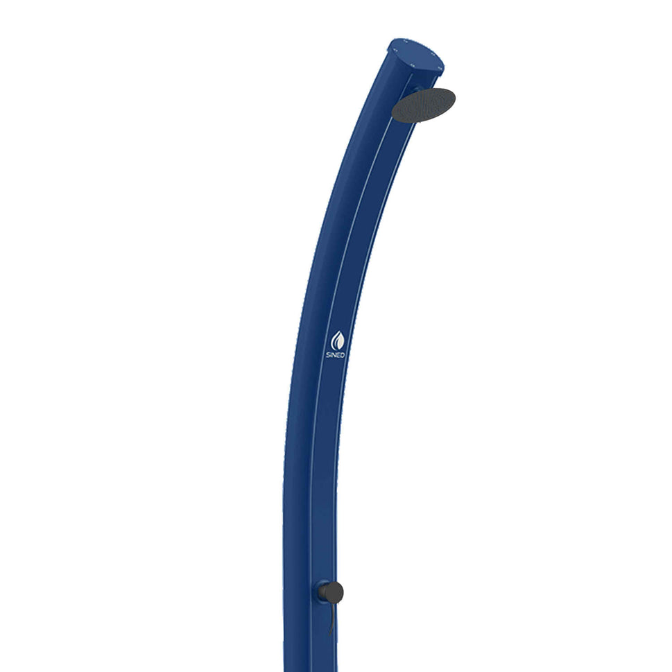 Sined Emi Blu gebogene Solardusche aus Aluminium mit Top-Brause und Standbrause, Blau
