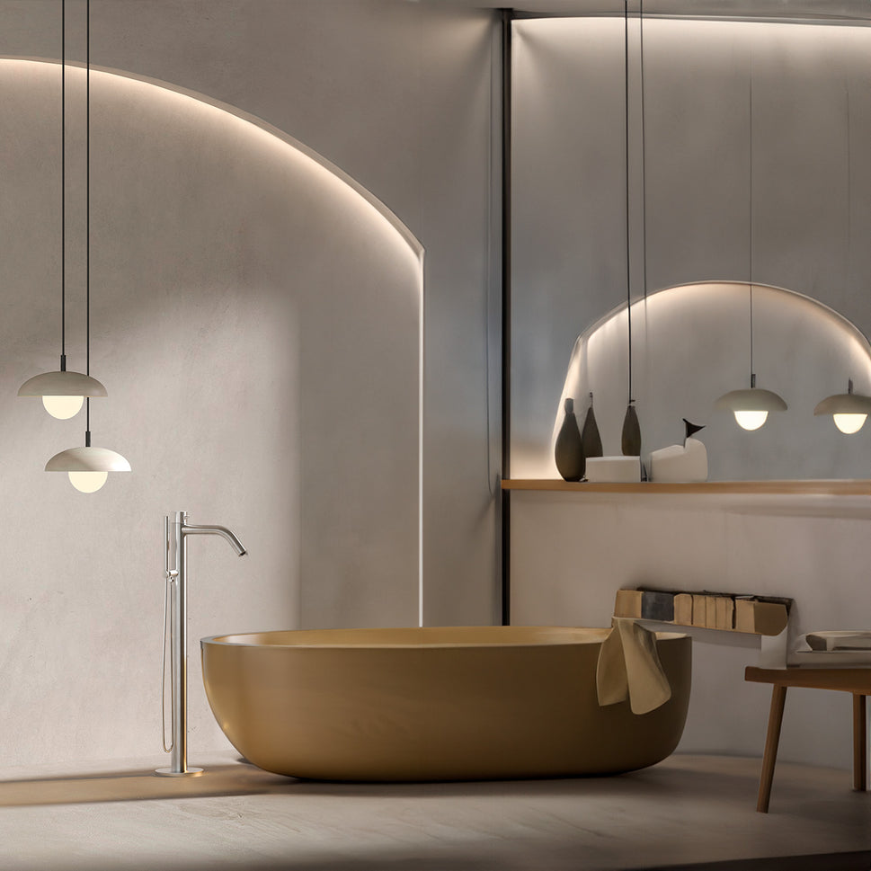 Mini Ducha Exterior Sined Oristano Diseno Elegante y Compacto Fabricada En Acero Inoxidable 316l Con Alcachofa Móvil y Conexión Para Agua Fría y Caliente