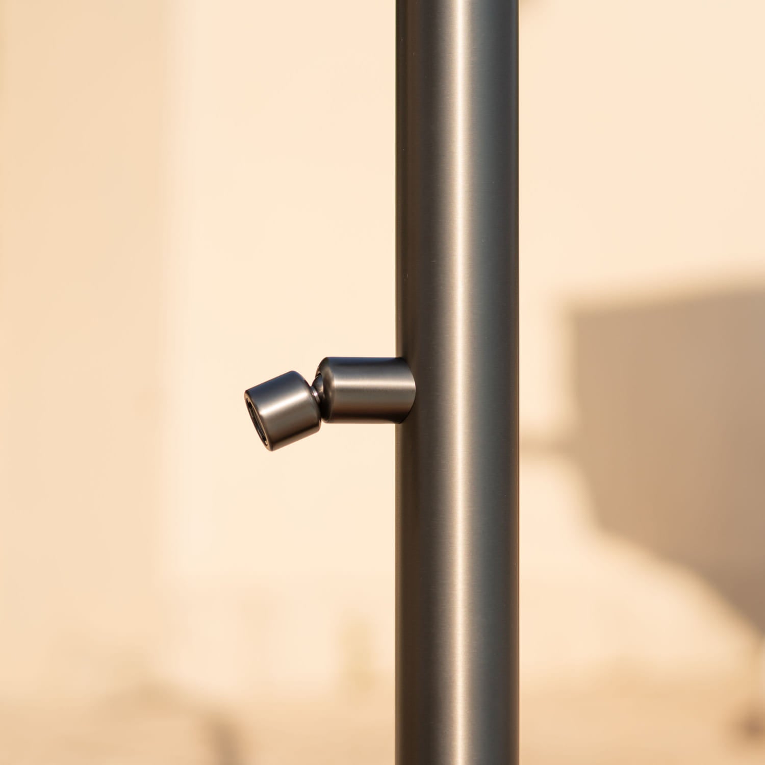 SINED Douche Extérieure Acier Inoxydable Nautique AISI 316L Couleur Canna de Fucile Diamètre 6 cm 229 cm Eau Chaude et Froide Système Cbox fixation sécurisée Déviateur et Rince-pieds DOCCIAQUARTUCANNAFUCILE