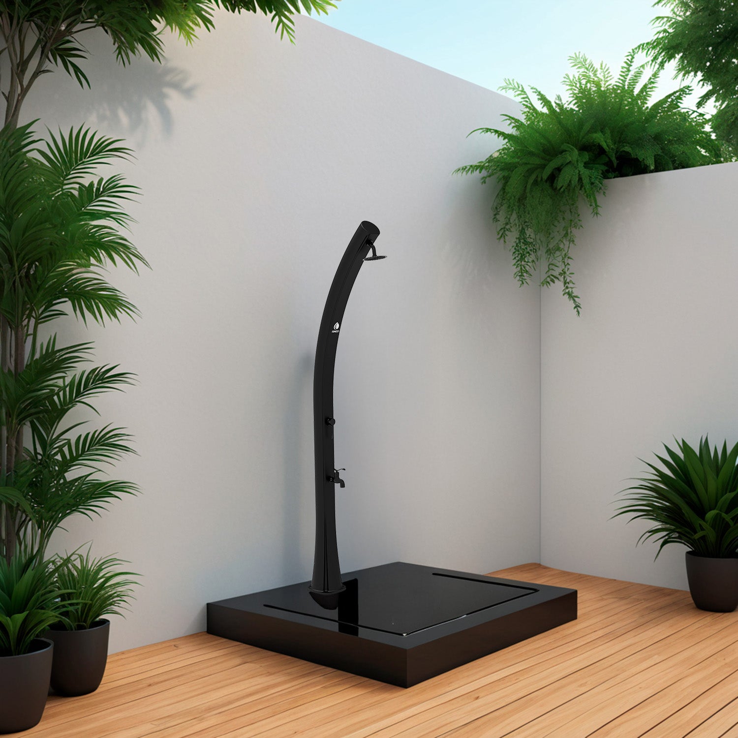 Douche Extérieure Jardin Solaire Noire Sole Nera Avec Pommeau Rond Réservoir 25l Robinet Lave-pieds Hauteur 226 Cm Structure Courbée En Polyéthylène HD Douche Solaire Avec Filtre à Calcaire Et Couvercle Sined