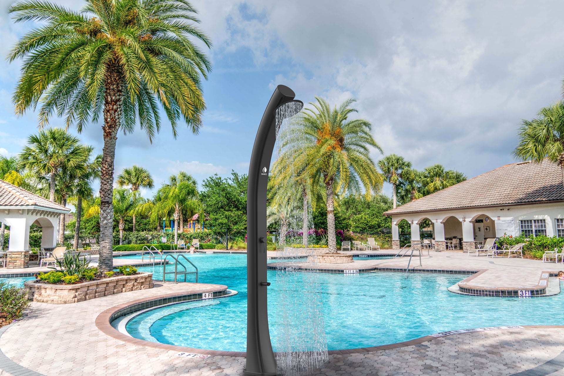 Sined Sole Xxl Zonne-douche Boog Voor Tuin Met Voetafspoeling Antikalkfilter Zwarte Filter Ronde Douche Voetafspoeling Kraan Metaal Accessoires Zwarte Kleur