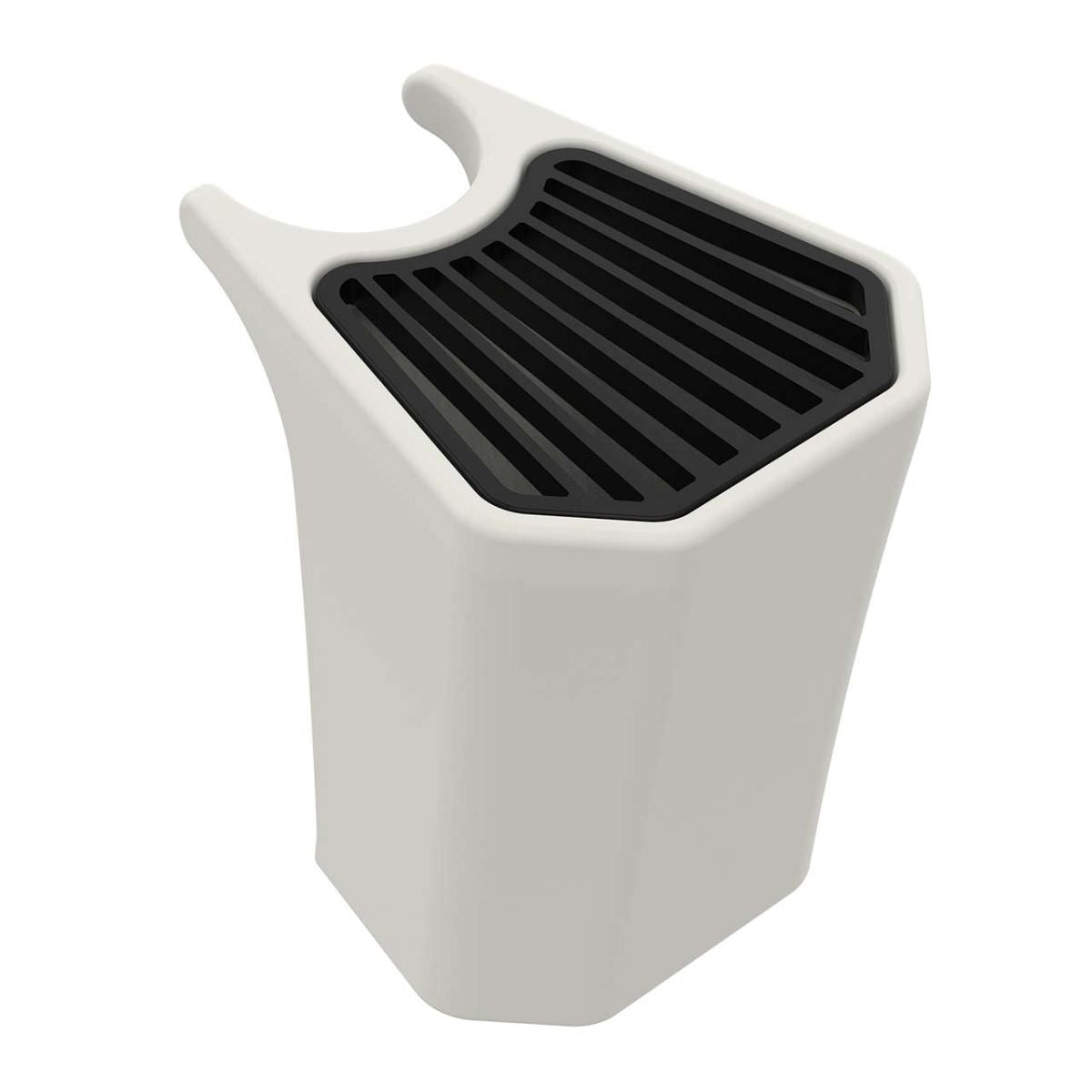 Sined Pro Polyethylene Garden Fountain With Bucket and Gun White