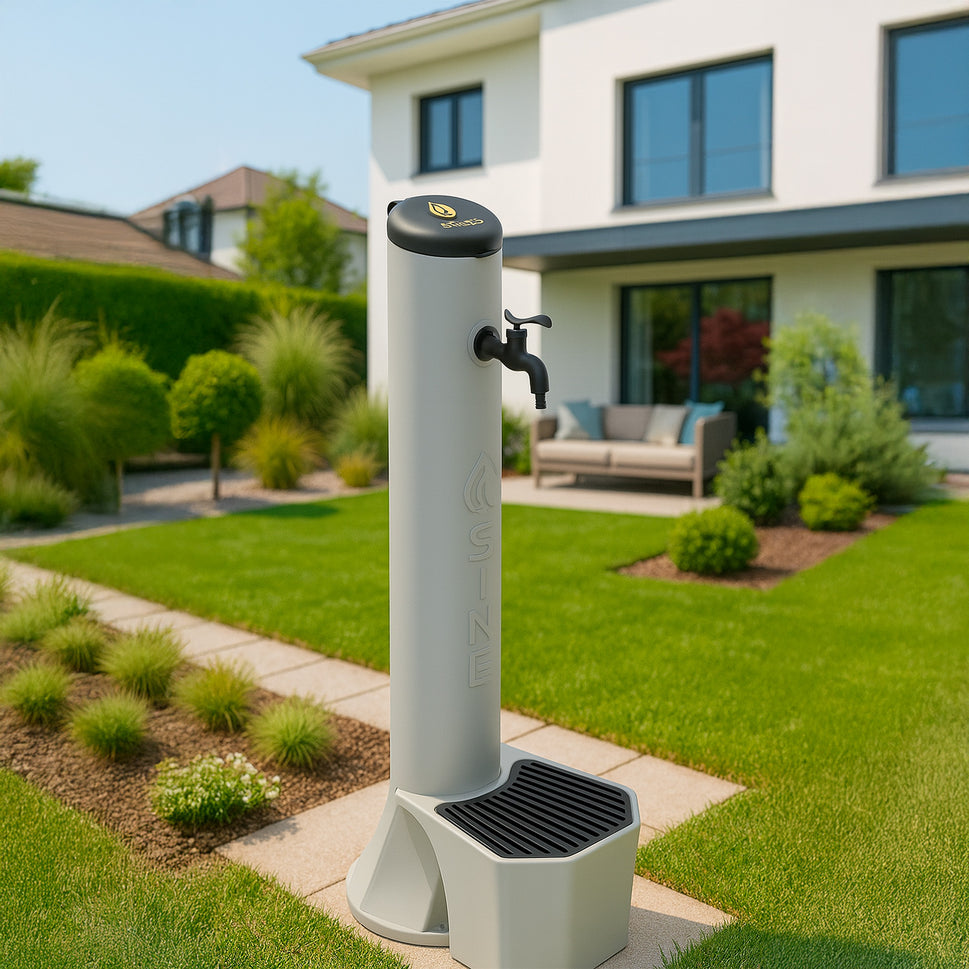 Kit Sined Tritone Source Extérieure et Seau de 5 Litres en Polyéthylène Gris Pigeon Fabriqué en Polyéthylène HD