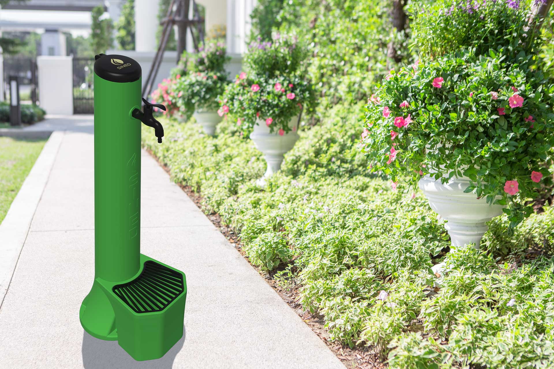 Kit De Fuente De Exterior Sined Triton y Cubo De 5 Litros De Polietileno Hd Verde