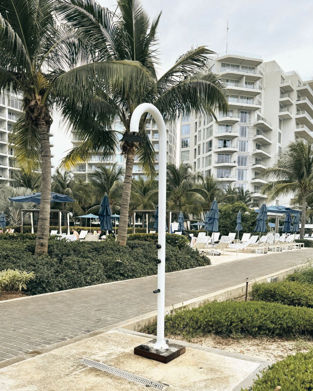 Sined Luna Alu Weiß Aluminium Dusche Doppelter Wasseranschluss Iswitch Dusche und Thermometer Weiß