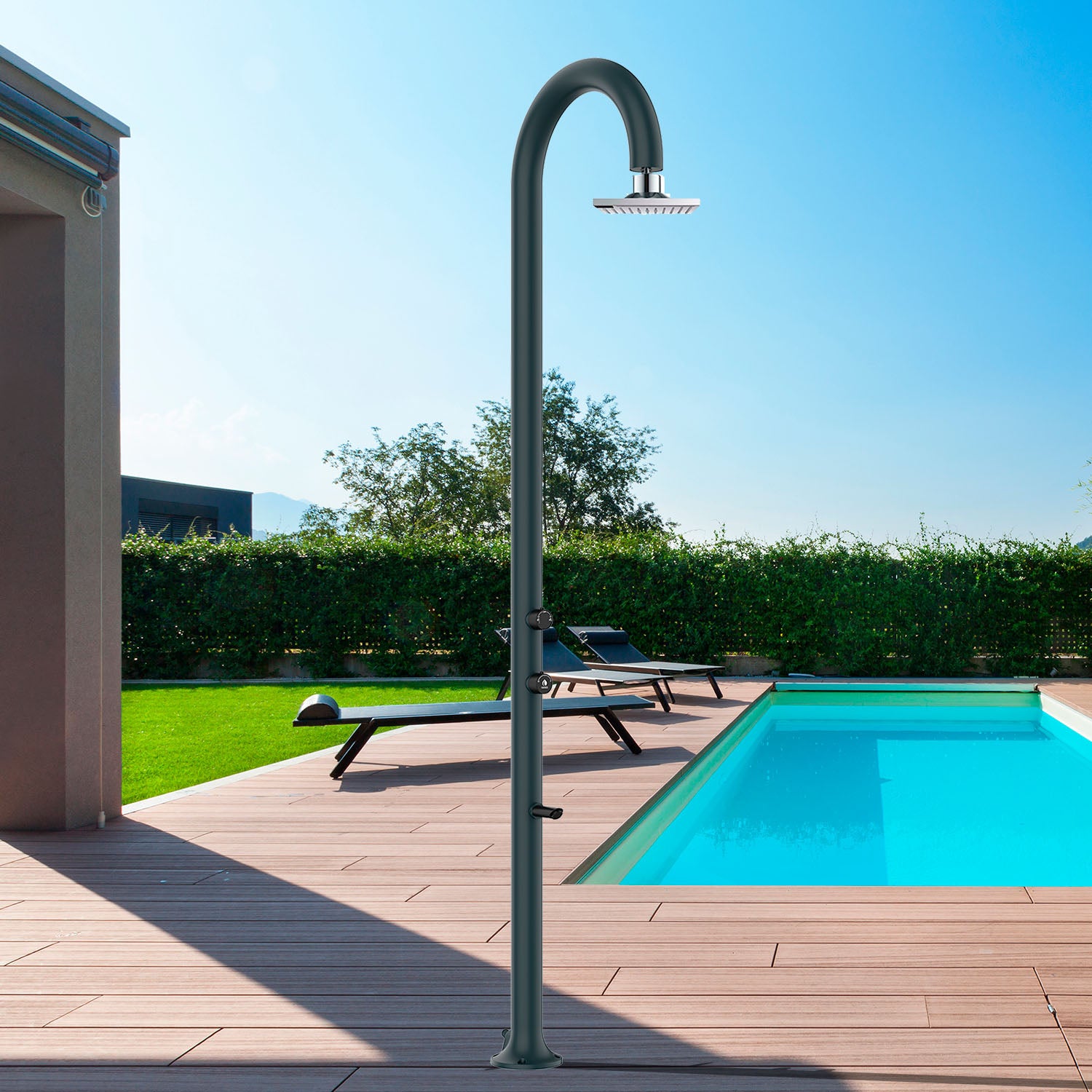 SINED Douche en Aluminium Gris avec Douchette LCD Double Prise d'Eau Inférieure et Latérale et Design Polyvalent pour Extérieur et Maison 2235 cm Eau chaude et froide LUNA ALU GRIGIA LCD