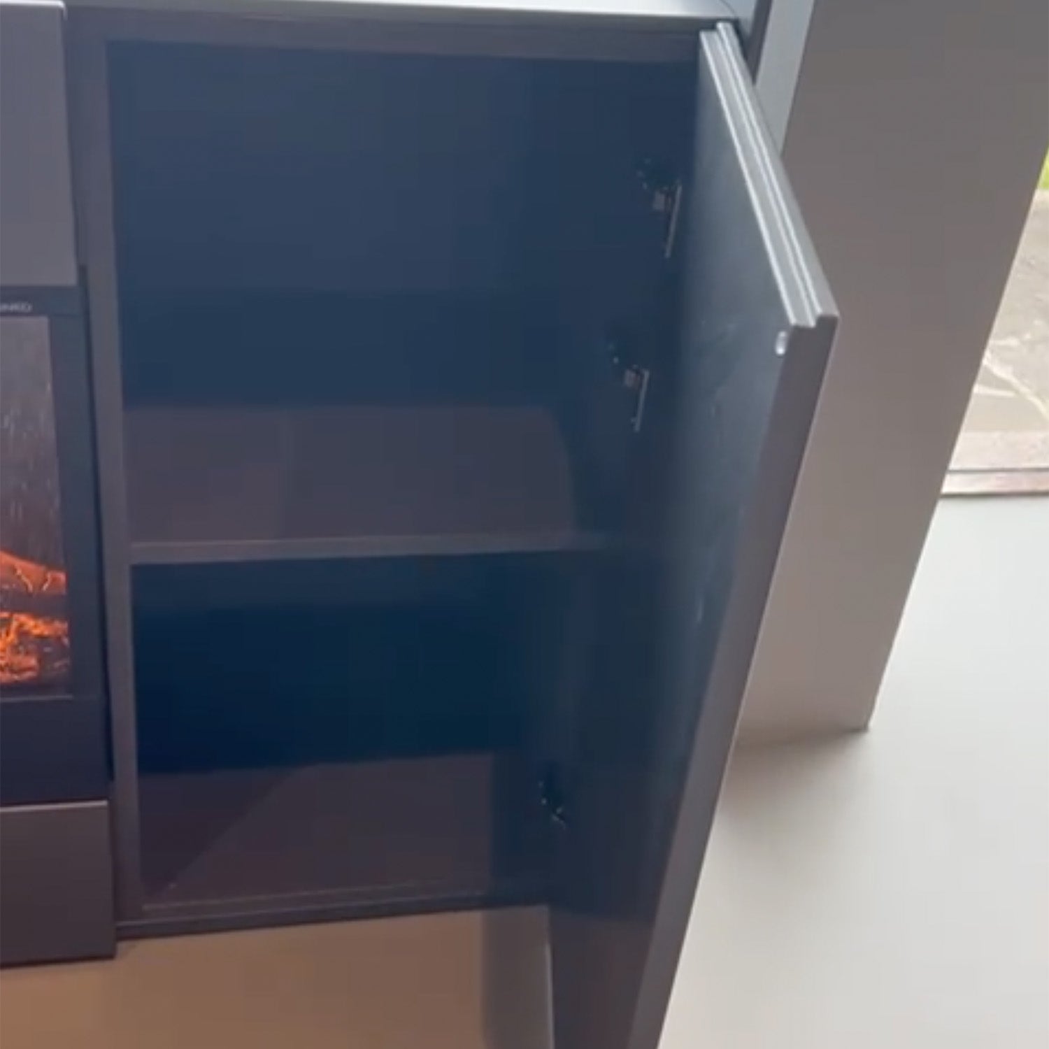 SINED MOBILECAMINOLISSONEVULTURE Discover the Lissone fireplace cabinet elegance and functionality in solid wood 100% Made in Italy design for every environment Secure purchase and fast delivery