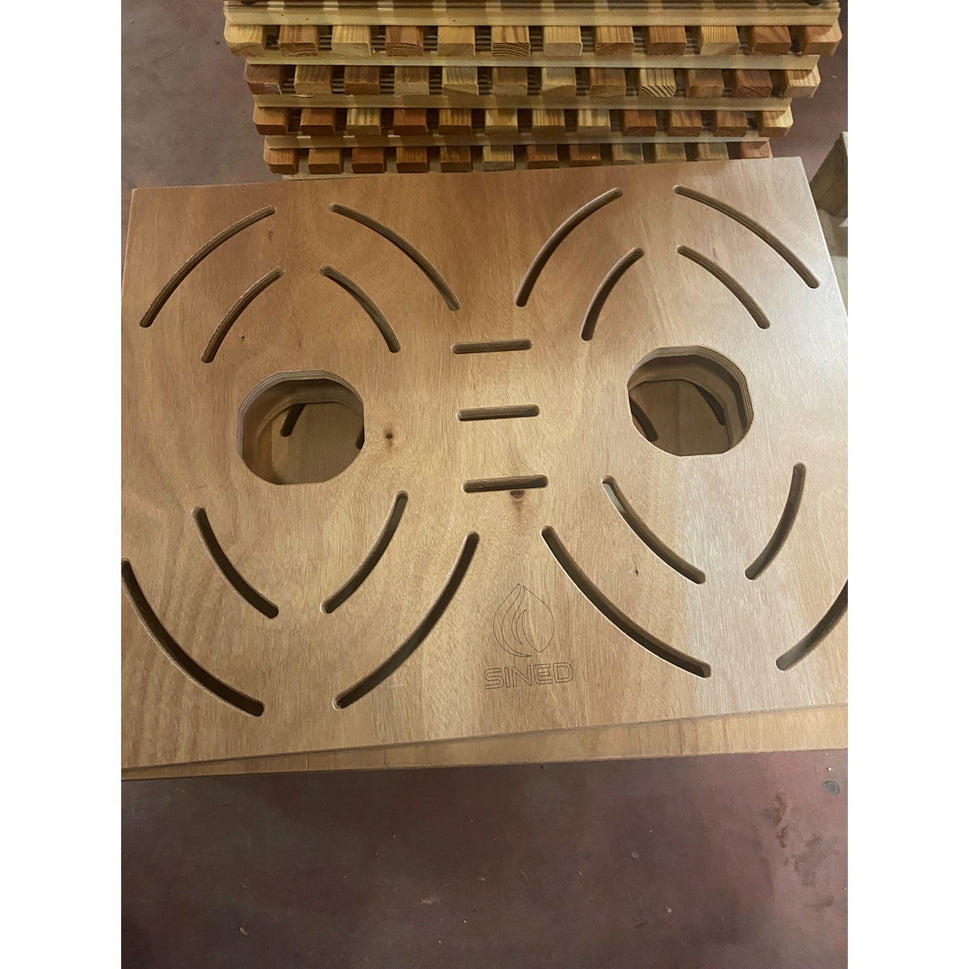 Sined Pedad c Box Doppelte Okume Marine-Plattform aus Holz für zwei Edelstahlduschen mit brauner Cbox