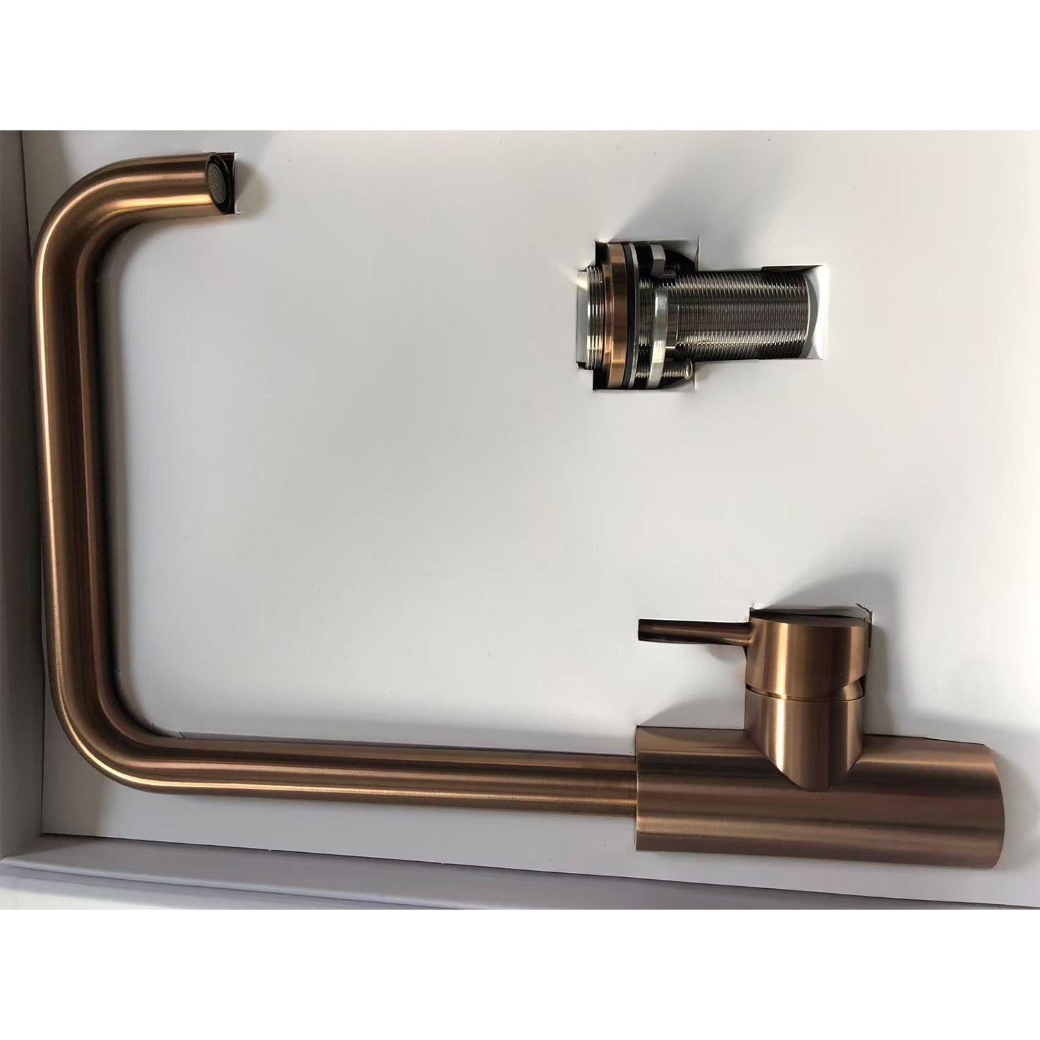 Rubinetto torneira para cozinha em aço inoxidável 316L com acabamento em ouro rosa, monocomando, bica giratória e ducha flexível, resistente e fácil de manter - Modelo Levante