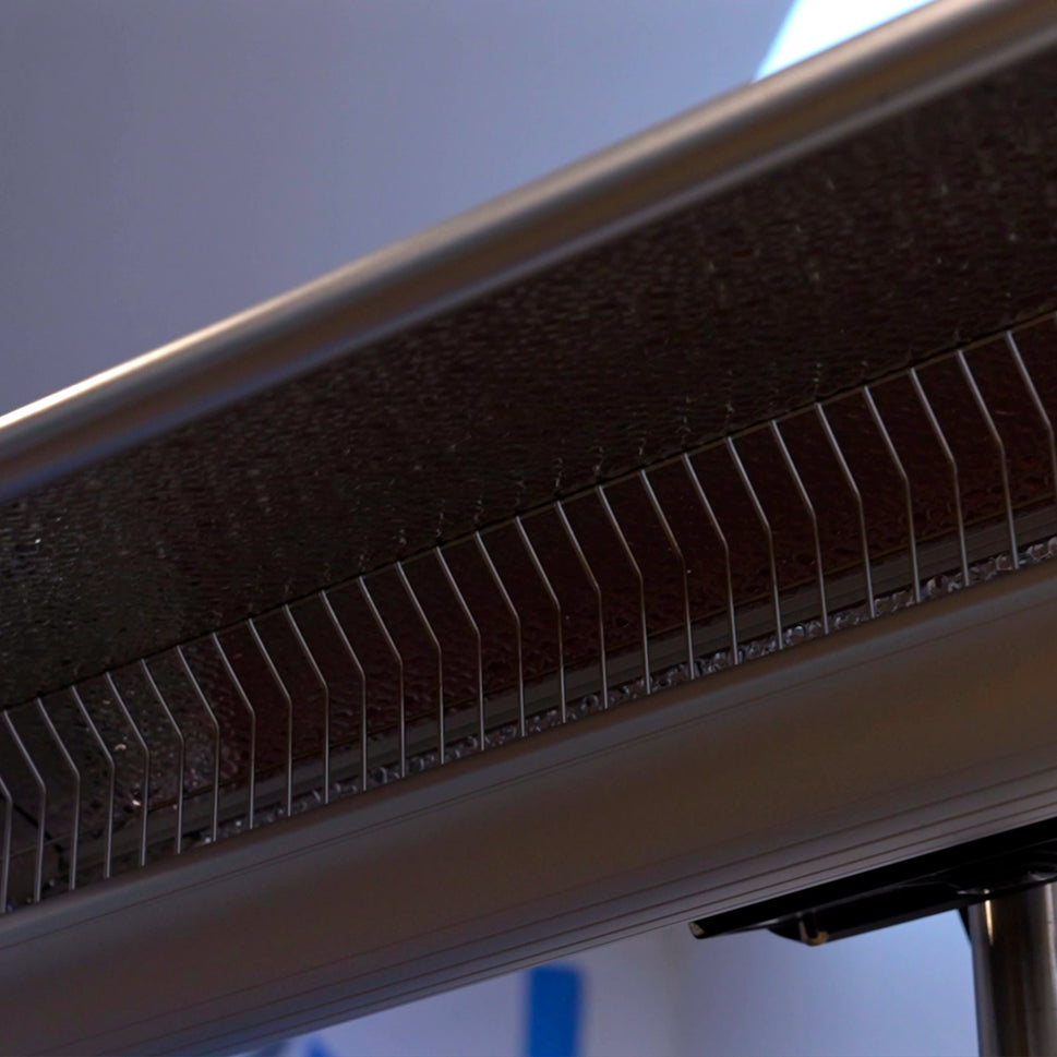 Sined Infrared Terra 4000 Chauffage au Sol Double Réflecteur avec Télécommande Gris Équipé d'une Courbe Réflectante Ajustable et Télécommande Concentrateur de Chaleur IP65