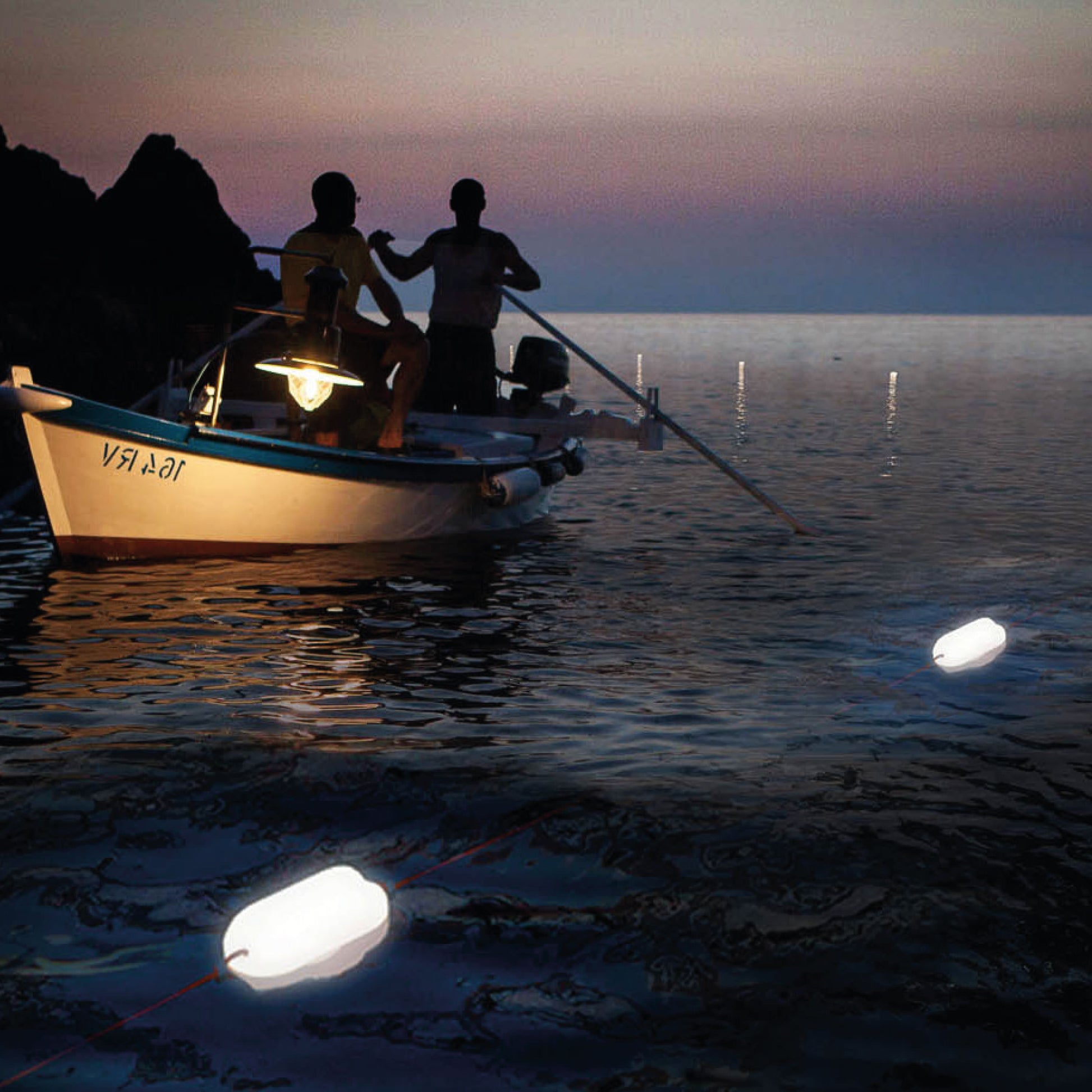 Boya De Lumière Solaire Sined Boya De Lumière Solaire Avec Panneau Solaire Interne Boya De Lumière Solaire Blanche Boya De Lumière Solaire Flottante En Blanc Opac Pe Charge Autonomement Avec Lumière Solaire