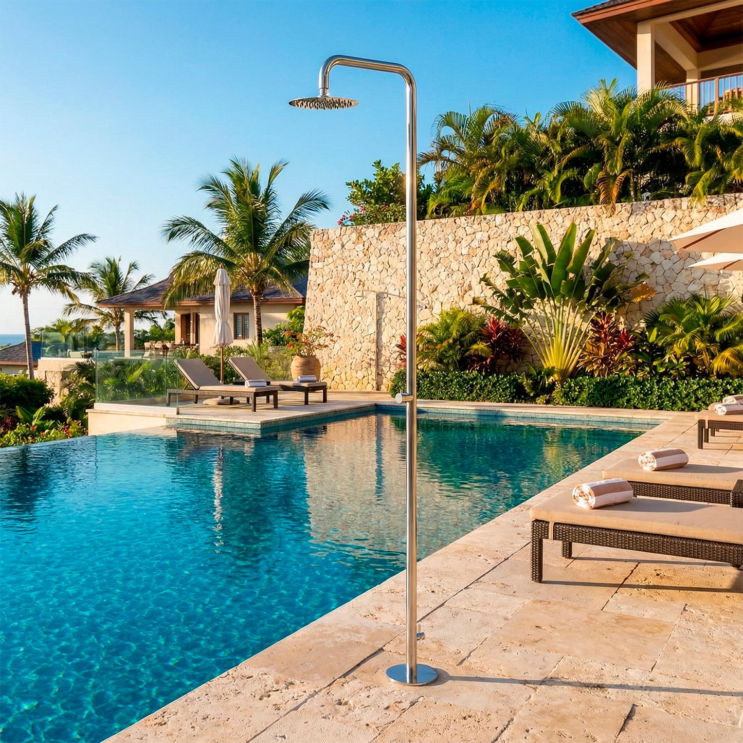 Ducha exterior SINED Nora en acero inoxidable AISI 316, diseño elegante y duradero, compra ahora