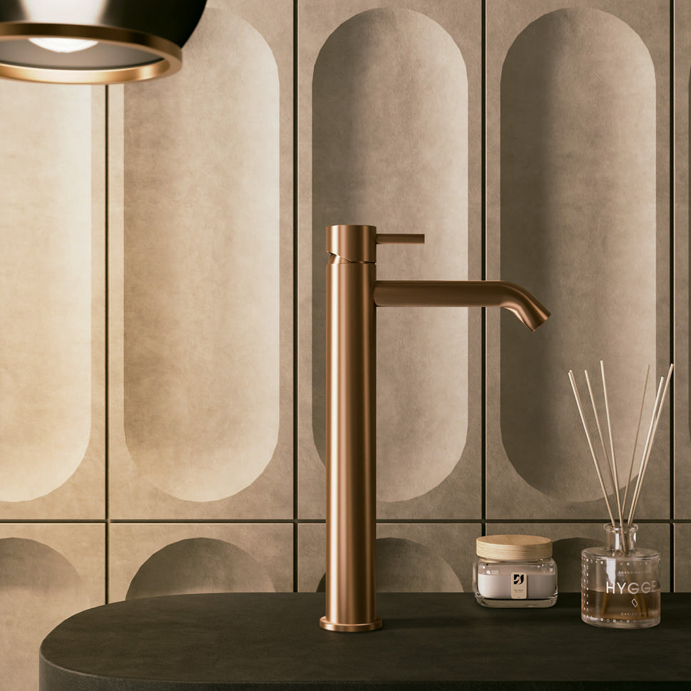 SINED Wastafelmengkraan van 316L roestvrij staal met PVD-afwerking in Roségoud, 25 cm, corrosiebestendig, ideaal voor stijlvolle en functionele badkamers - model LEVANTE