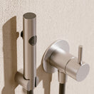 Verander naar de afbeelding Set de ducha para inodoro: elegancia y funcionalidad 2